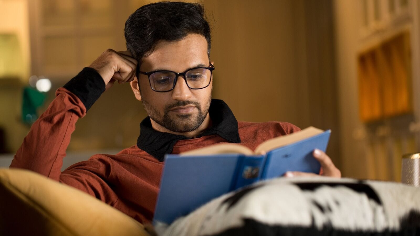 The pressure on men to read novels can be insufferable