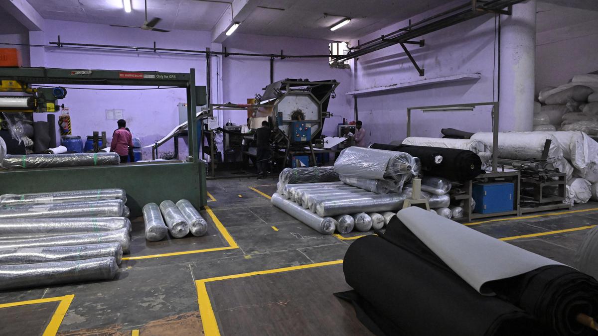 Labour experts welcome labour codes, but urge Govt to address likely teething issues