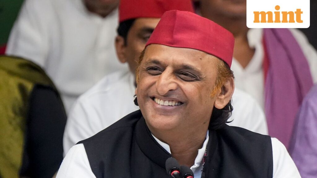 ‘Jo dar jayega…’: Akhilesh Yadav reacts as OP Rajbhar says entire Samajwadi Party ‘sitting ready to join BJP’