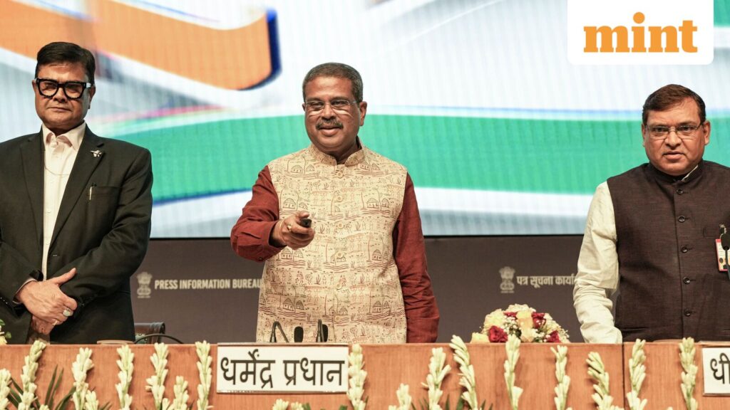 In birthday wish, PM Modi commends Dharmendra Pradhan’s NEP push amid CJP’s paper leak protest
