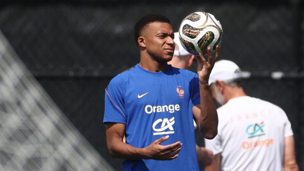 FIFA’s major change ahead of 2026 World Cup semis catches Kylian Mbappe’s attention; watch France star’s viral video