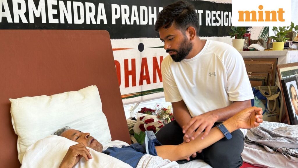 Sonam Wangchuk loses muscle mass on Day 17 of hunger strike; Mahua Moitra, Arundhati Roy urge him to end fast